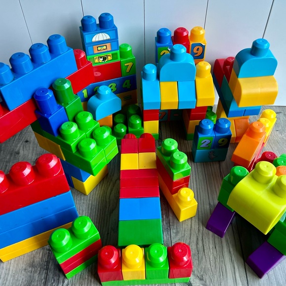 MEGA BLOKS building brick STEM toys 122 bricks - Picture 10 of 11